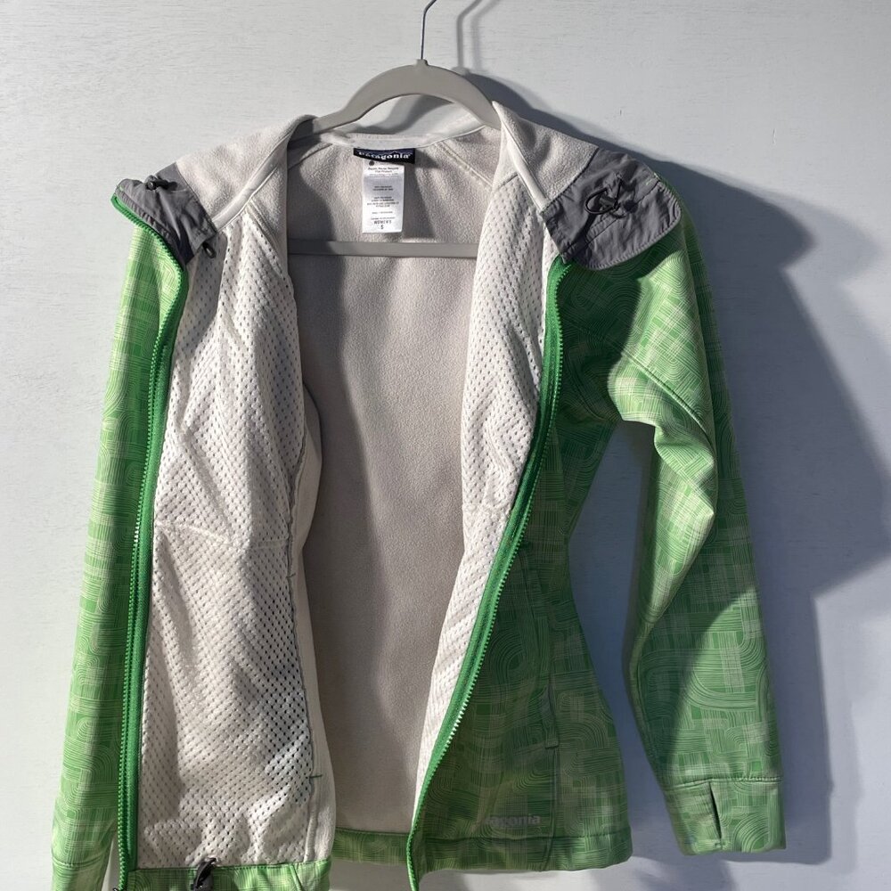 Women's Patagonia Jacket - Picture 1 of 4